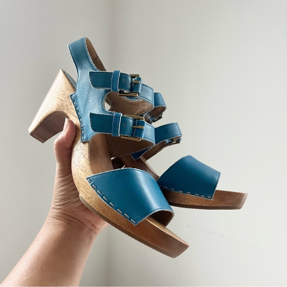 Anthropologie Women's Lucky Penny Leather Wooden Clogs Blue Brown Sz 7 Brazil - Picture 9 of 10